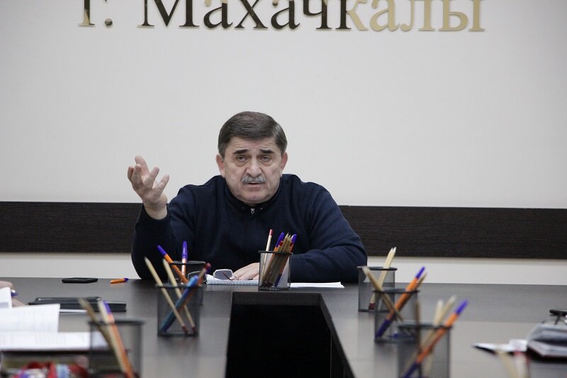 ВРИО ГЛАВЫ СОВЕТСКОГО РАЙОНА МАХАЧКАЛЫ САБИР ЮСУПОВ ПРОВЕЛ ЕЖЕНЕДЕЛЬНОЕ СОВЕЩАНИЕ