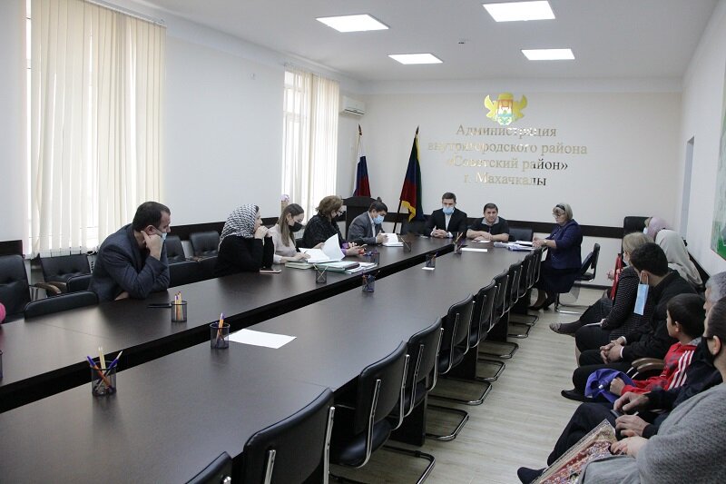 В АДМИНИСТРАЦИИ СОВЕТСКОГО РАЙОНА СТОЛИЦЫ СОСТОЯЛОСЬ ОЧЕРЕДНОЕ ЗАСЕДАНИЕ КОМИССИИ ПО ДЕЛАМ НЕСОВЕРШЕННОЛЕТНИХ И ЗАЩИТЕ ИХ ПРАВ