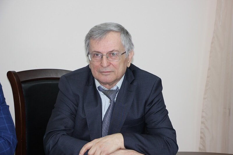 ПАХРУТДИН ЗАЛИБЕКОВ ПОЗДРАВИЛ АДИЛЬБЕКА МУРЗАЕВА С 70 – ЛЕТИЕМ