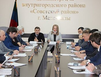 НАЧАЛЬНИК ОТДЕЛА ПОЛИЦИИ ПО СОВЕТСКОМУ РАЙОНУ ВЫСТУПИЛ С ОТЧЕТОМ О ПРОДЕЛАННОЙ РАБОТЕ НА СЕССИИ РАЙОННЫХ ДЕПУТАТОВ