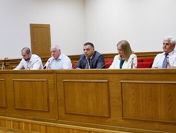 НОВЫЙ СОСТАВ СОБРАНИЯ ДЕПУТАТОВ СОВЕТСКОГО РАЙОНА СТОЛИЦЫ ПРОВЕЛИ ПЕРВОЕ ЗАСЕДАНИЕ ВТОРОГО СОЗЫВА