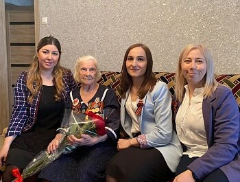 ВЕТЕРАНЫ МАХАЧКАЛЫ ПРИНИМАЮТ ПОЗДРАВЛЕНИЯ С 76-ЛЕТНЕЙ ГОДОВЩИНОЙ ВЕЛИКОЙ ПОБЕДЫ