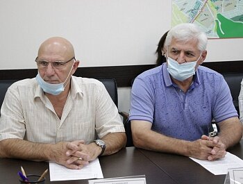 ДЕПУТАТЫ СОВЕТСКОГО РАЙОНА СТОЛИЦЫ ПЕРВОГО СОЗЫВА ПРОВЕЛИ ЗАКЛЮЧИТЕЛЬНУЮ СЕССИЮ 