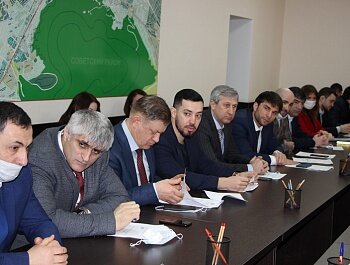 НАЧАЛЬНИК ОТДЕЛА ПОЛИЦИИ ПО СОВЕТСКОМУ РАЙОНУ ВЫСТУПИЛ С ОТЧЕТОМ О ПРОДЕЛАННОЙ РАБОТЕ НА СЕССИИ РАЙОННЫХ ДЕПУТАТОВ