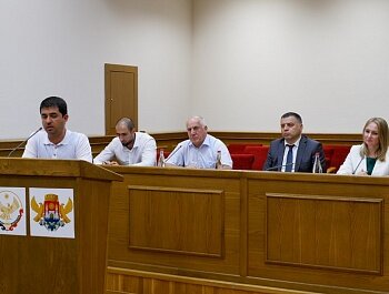 НОВЫЙ СОСТАВ СОБРАНИЯ ДЕПУТАТОВ СОВЕТСКОГО РАЙОНА СТОЛИЦЫ ПРОВЕЛИ ПЕРВОЕ ЗАСЕДАНИЕ ВТОРОГО СОЗЫВА