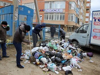 МАСШТАБНАЯ АКЦИЯ ПО САНИТАРНОЙ ОЧИСТКЕ С УЧАСТИЕМ МУНИЦИПАЛИТЕТОВ ИЗ РАЙОНОВ ДАГЕСТАНА СОСТОЯЛАСЬ В СОВЕТСКОМ РАЙОНЕ МАХАЧКАЛЫ