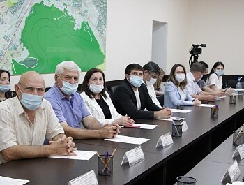 ДЕПУТАТЫ СОВЕТСКОГО РАЙОНА СТОЛИЦЫ ПЕРВОГО СОЗЫВА ПРОВЕЛИ ЗАКЛЮЧИТЕЛЬНУЮ СЕССИЮ 
