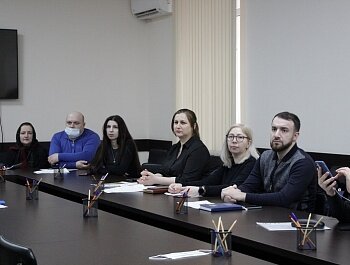 НА ЗАСЕДАНИИ КОМИССИИ ПО ДЕЛАМ НЕСОВЕРШЕННОЛЕТНИХ И ЗАЩИТЕ ИХ ПРАВ РАССМОТРЕНО 25 МАТЕРИАЛОВ