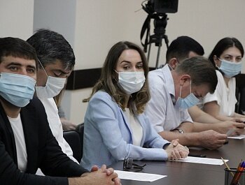 ДЕПУТАТЫ СОВЕТСКОГО РАЙОНА СТОЛИЦЫ ПЕРВОГО СОЗЫВА ПРОВЕЛИ ЗАКЛЮЧИТЕЛЬНУЮ СЕССИЮ 