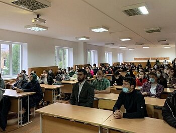 В ДГУ СОСТОЯЛАСЬ ВСТРЕЧА СО СТУДЕНТАМИ НА ТЕМУ «ПРОФИЛАКТИКА ЭКСТРЕМИЗМА И ТЕРРОРИЗМА В МОЛОДЕЖНОЙ СРЕДЕ»