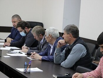 В АДМИНИСТРАЦИИ СОВЕТСКОГО РАЙОНА СТОЛИЦЫ ОБСУДИЛИ СОЦИАЛЬНО – ЭКОНОМИЧЕСКОЕ РАЗВИТИЕ ПОСЕЛКОВ